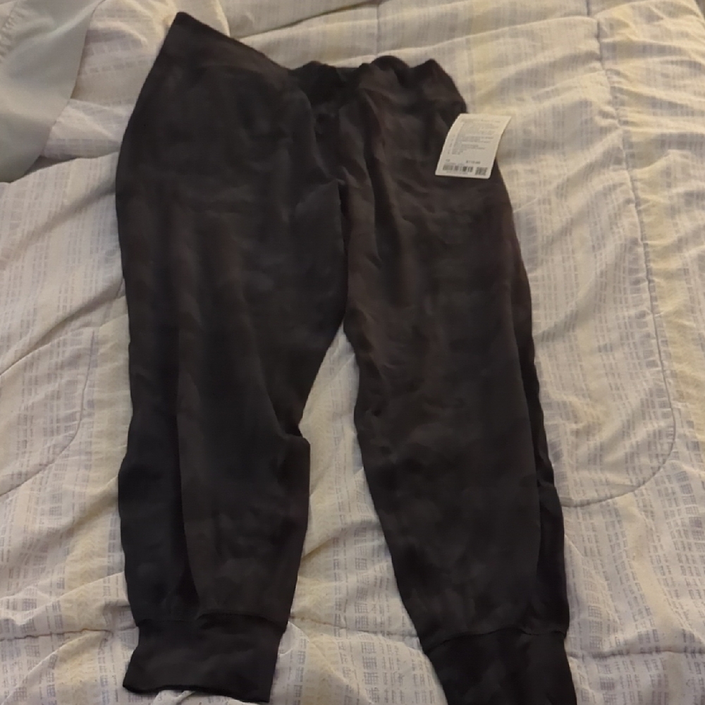 Lululemon Athletica Align HR Jogger Size 12 - Camo